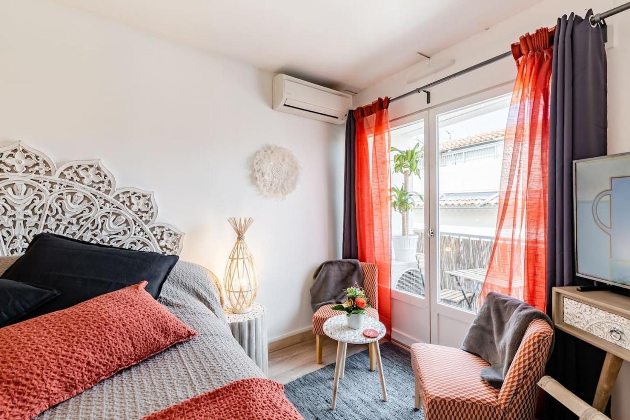 Studio Centre Ville Avec Parking Sanary-sur-Mer Eksteriør billede